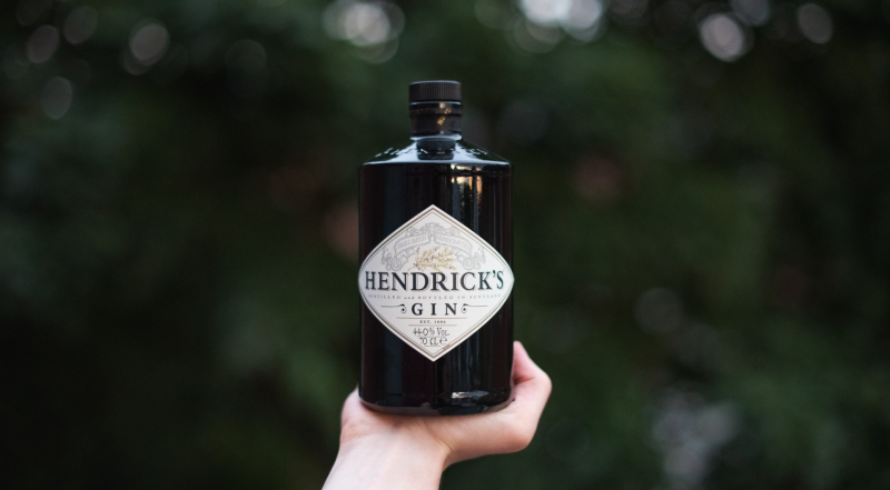 Hendrick's Gin Flasche