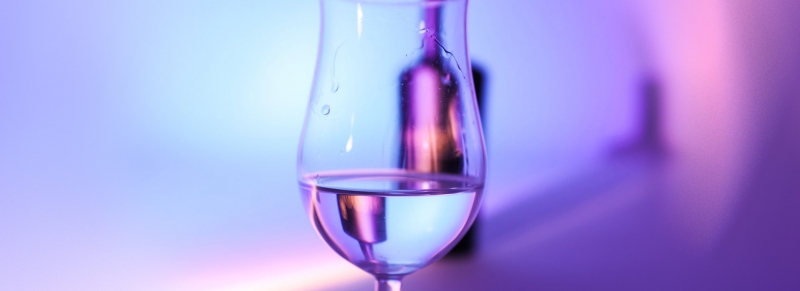 SHADOWS Franconian Dry Gin Detail-Bild im Glas
